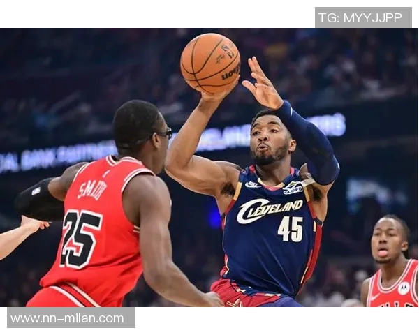 米切尔短暂出场表现平平18分钟内仅得7分助攻两次 米切尔短暂出场表现平平18分钟内仅得7分助攻两次