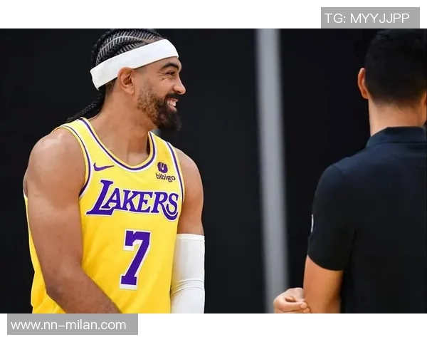 湖人残阵逆袭独行侠文森特首节火力全开八村表现出色半场领先13分 湖人残阵逆袭独行侠文森特首节火力全开八村表现出色半场领先13分